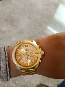 Analog Watch Golden Color For Men