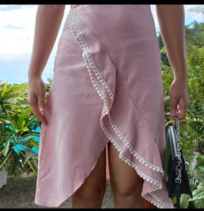 Shein Pink Skirt.   Please Note That These Pictures Are Taken By Me From My Instagram Thrift Account Since I Stopped Using That Account.