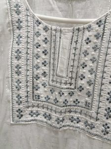 White Embroidered Kurta