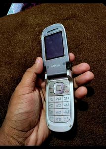 Nokia 2760 Flip