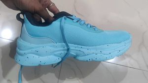 Sports Shoes
