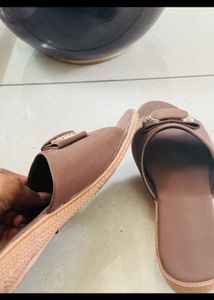 comfortable trendy brown flats
