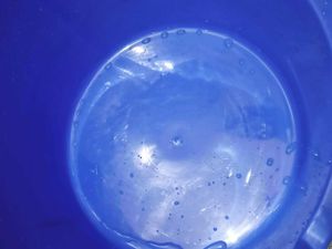 Blue Tub In Good Condition