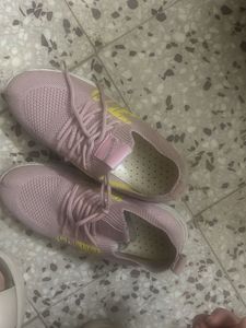 Flying Feet Sport Shoes