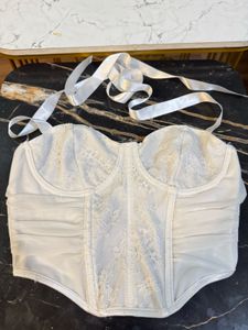 🤍 Urbanic White Lace Halterneck Corset Top🤍