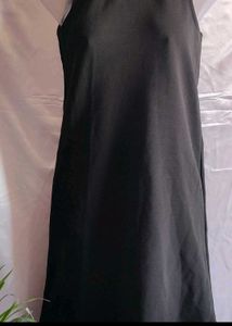 Black Round Neck dress