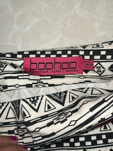 printed mini skirt