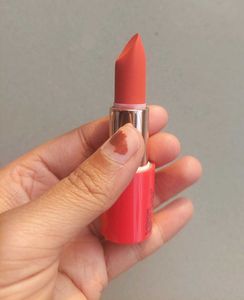 Kay Beauty Matte Lipstick Dream Girl