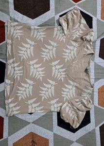 Women Printed V-neck Top