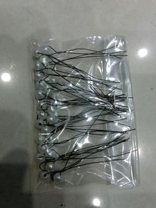 Invisible &#39;u&#39; pin for hairs and bun