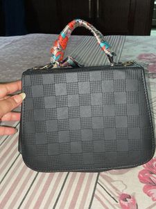 Cute black handbag