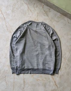 Gray Graphic Print Sweatshirt
