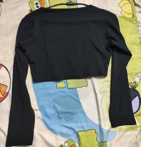 Full Sleeves Crop Top Cute Look