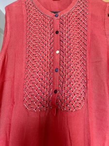 Sleveless Kurta From W