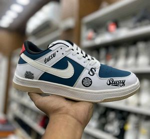 Nike x Stussy Dunk Low