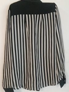 Black And White Shirt With Medium Size