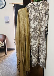 Pakistani Suit