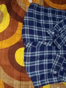 Check Shirt NEW WITH TAG 💓