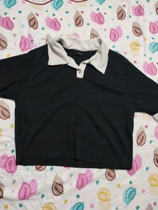 Korean Style Black Collar Crop Top