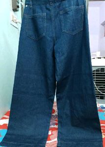 Flared Baggy Jeans