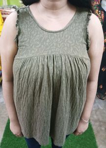 New Sleeveless Cotton Top