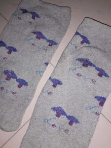Patterned Split-Toe Socks