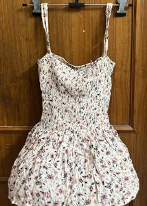 Florat Scruched Flared Top