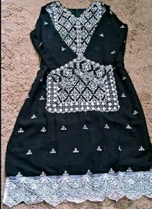 New Elegant Black Embroidered Kurta Set