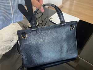 Luxury Handbag l Auction Bought