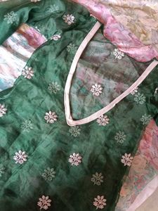Elegant Green Embroidered Kurta