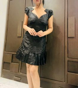 Black Beautiful Sweetheart Neckline Dress