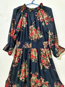Black Floral Gown 🖤🌹