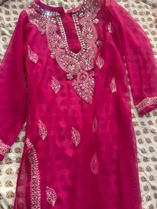 Lucknowi Chikankari Kurta
