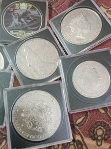 UK Silver Jubilee Crown Coin Collection