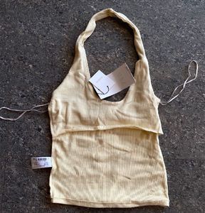 ✨ Zara butter yellow Halter Top 🧈