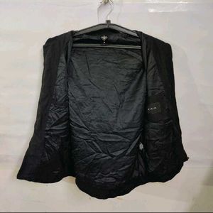 Kisim Jacket | Chest 34