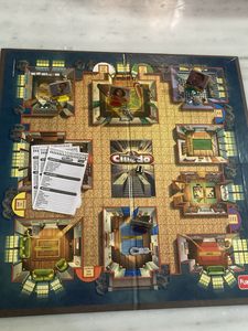 Clue(do) Classic Detective Game