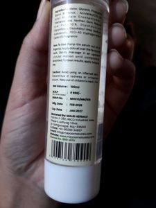 VITAMIN C SERUM WITH KIWI CHUNKS