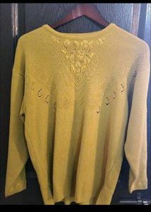 Mustard Pullover