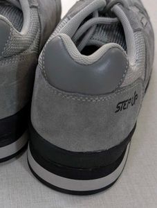 Woodland Gray Sneakers size 9 🔥