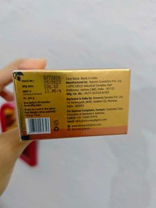Pilgrim 24k Gold Facial Mask