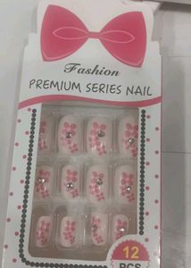 (Set Of 5) Press On Nails