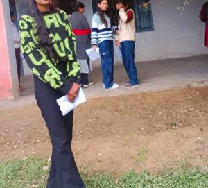 Stylish Graphic Print sweater