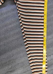 Striped Knit broken Zip-Up open front old sweater