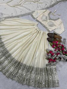 🆕️Fully Stitched Off White Lehenga