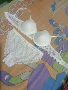 White Lace Bra Set