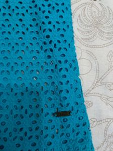 Elle cutout beautiful blue top