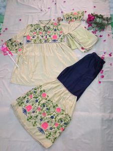 Brand New ⭐✨ Kurta And Garara Set With Dupatt 😍