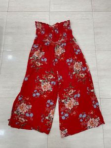 🌴Resort-Ready Red Floral Jumpsuit! ✨