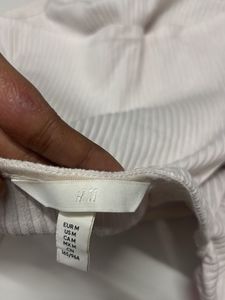 H&amp;M White Ribbed Top